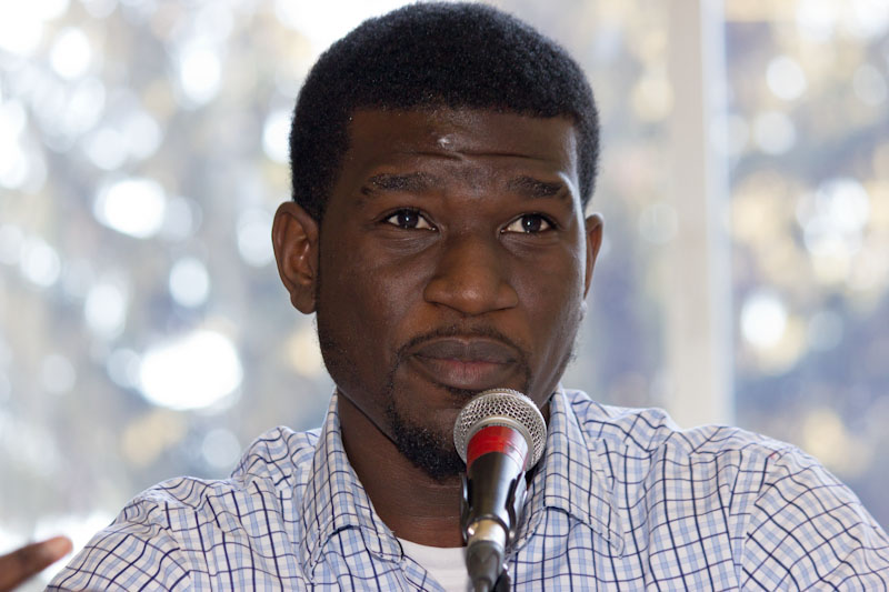 Tomisin_Olawale_Willie_Carroll_Web Tomisin_Olawale_Willie_Carroll_Web